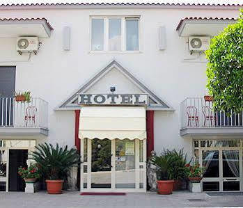 Hotel Calypso 3*